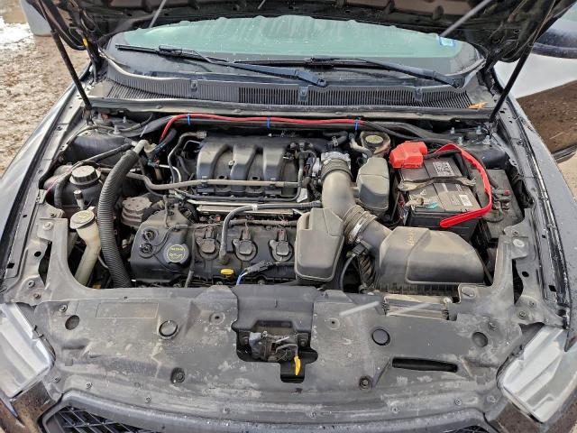 Ford Taurus Police Interceptor Image 4