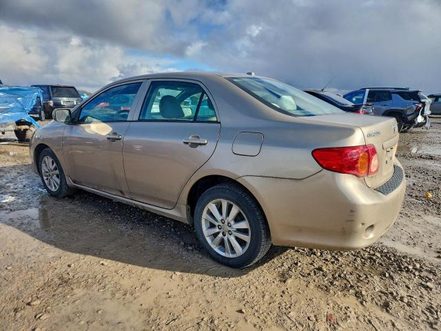 Toyota Corolla Base Image 2