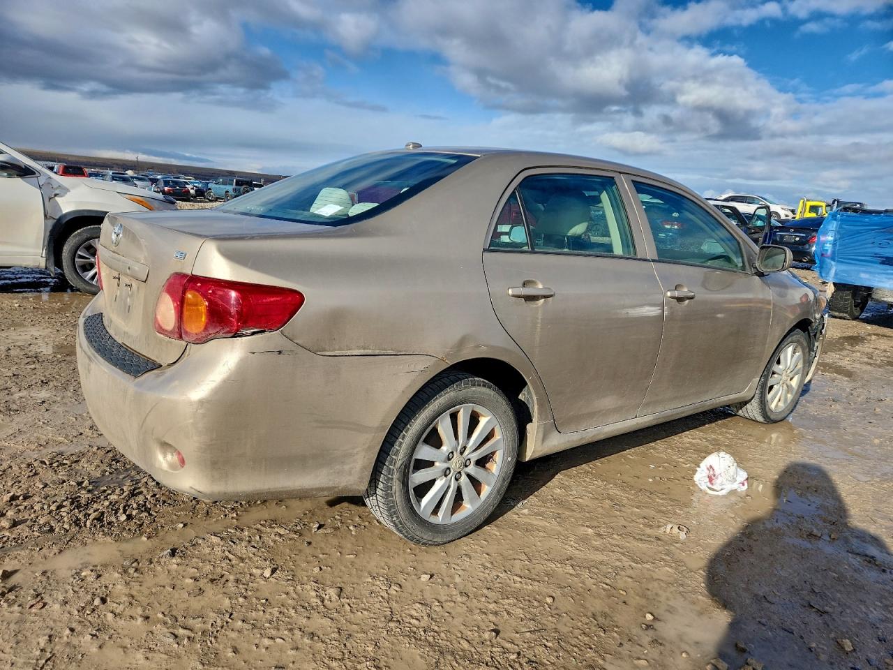 Toyota Corolla Base Image 4