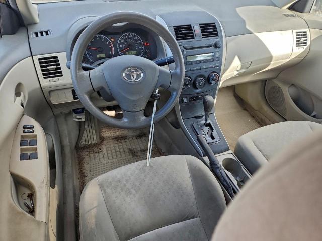 Toyota Corolla Base Image 7