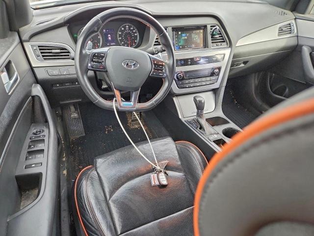 Hyundai SONATA Sport Image 3