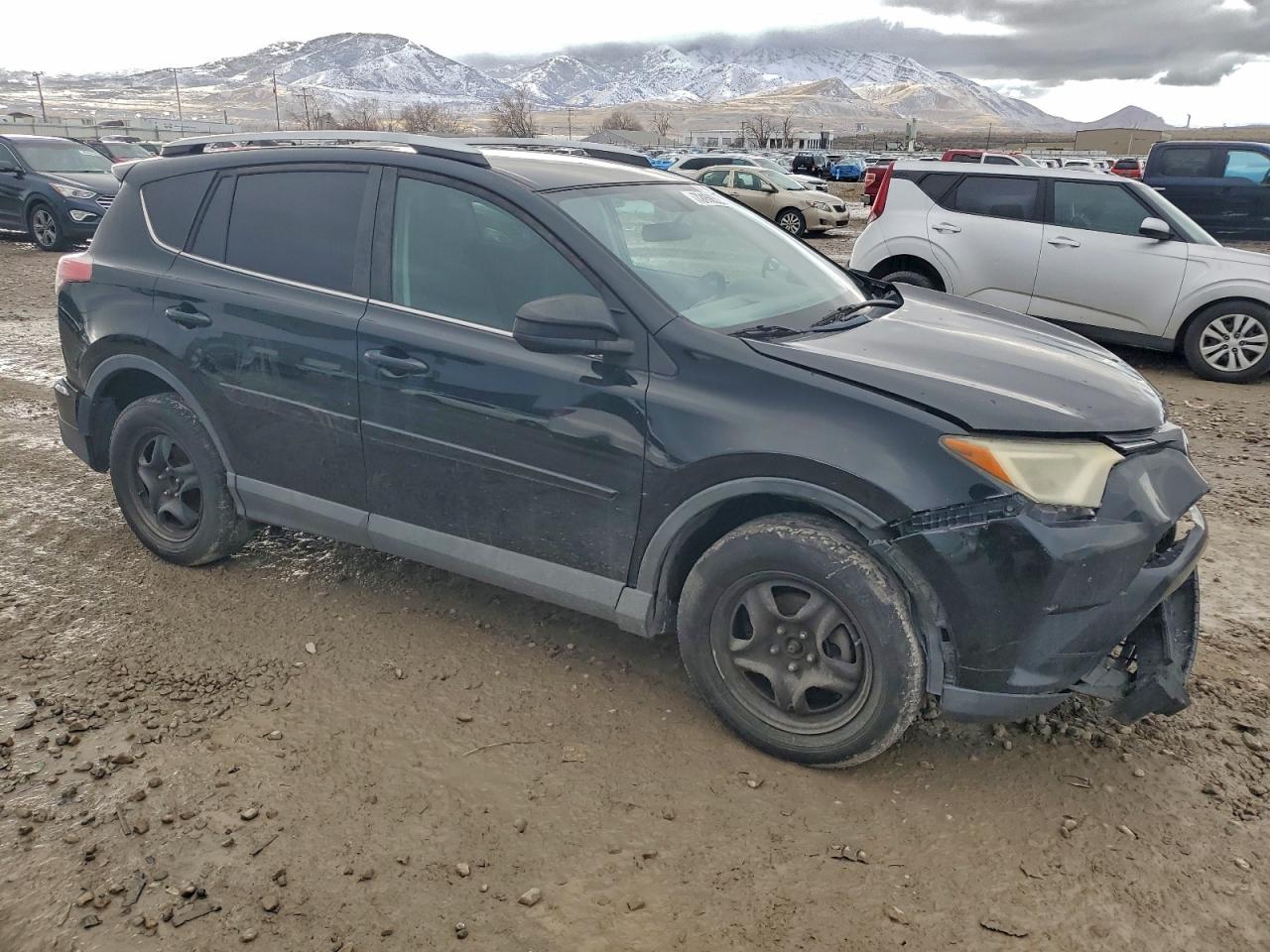 Toyota RAV4 Le Image 3