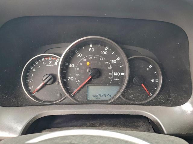 Toyota RAV4 Le Image 9