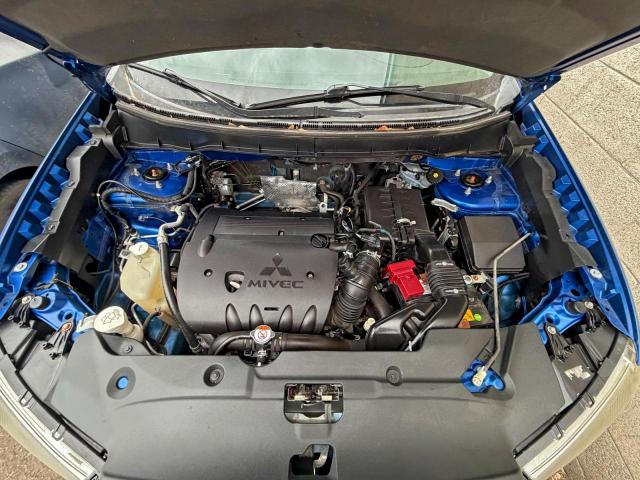 Mitsubishi Outlander Es Image 5