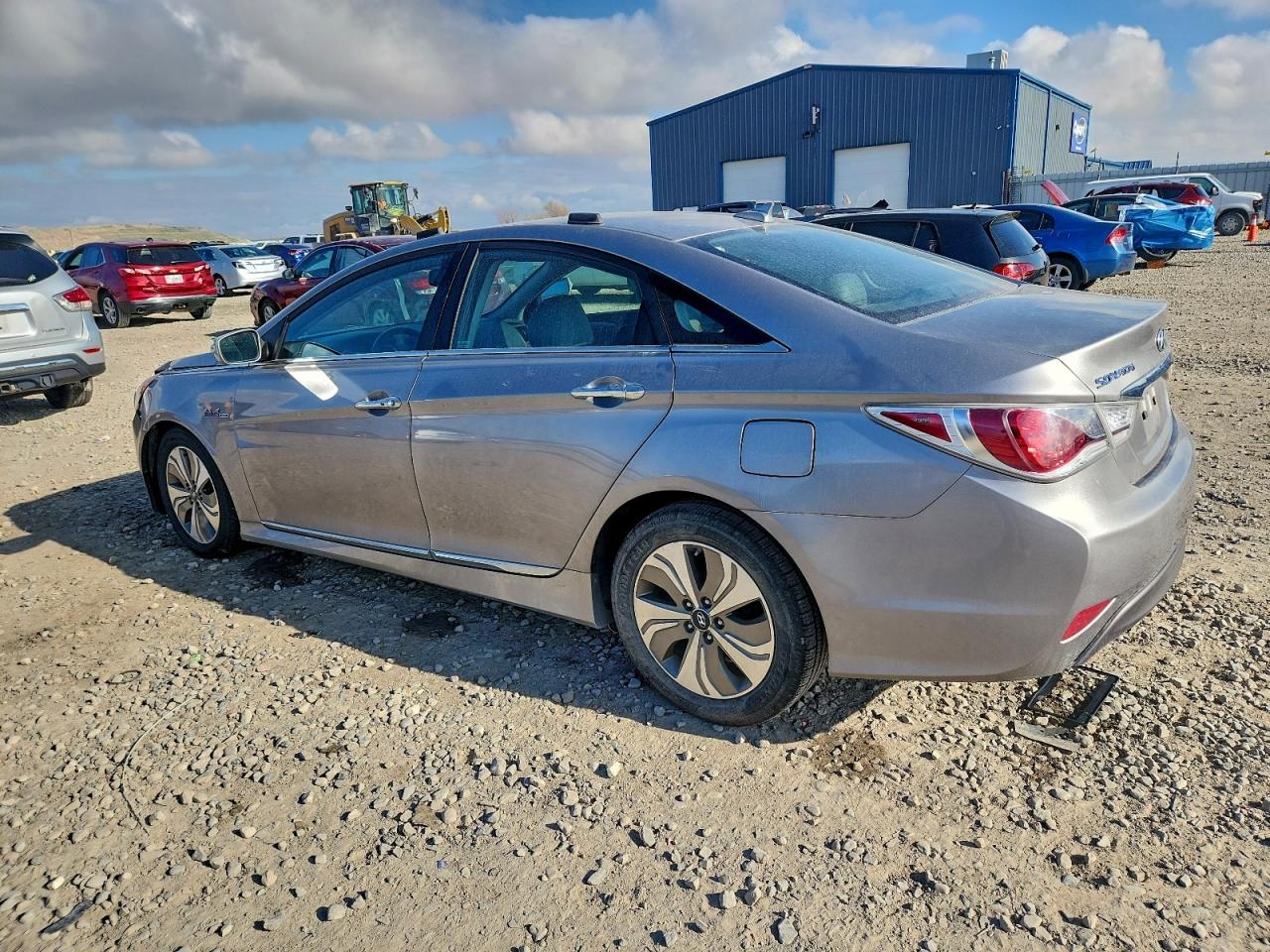 Hyundai SONATA Hybrid Image 3