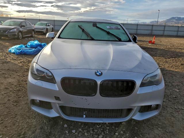 BMW 5 Series Xi Image 6