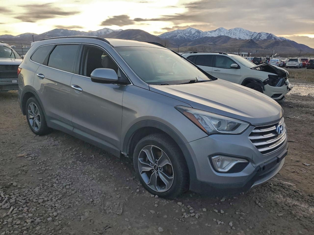 Hyundai SANTA FE Se Image 2