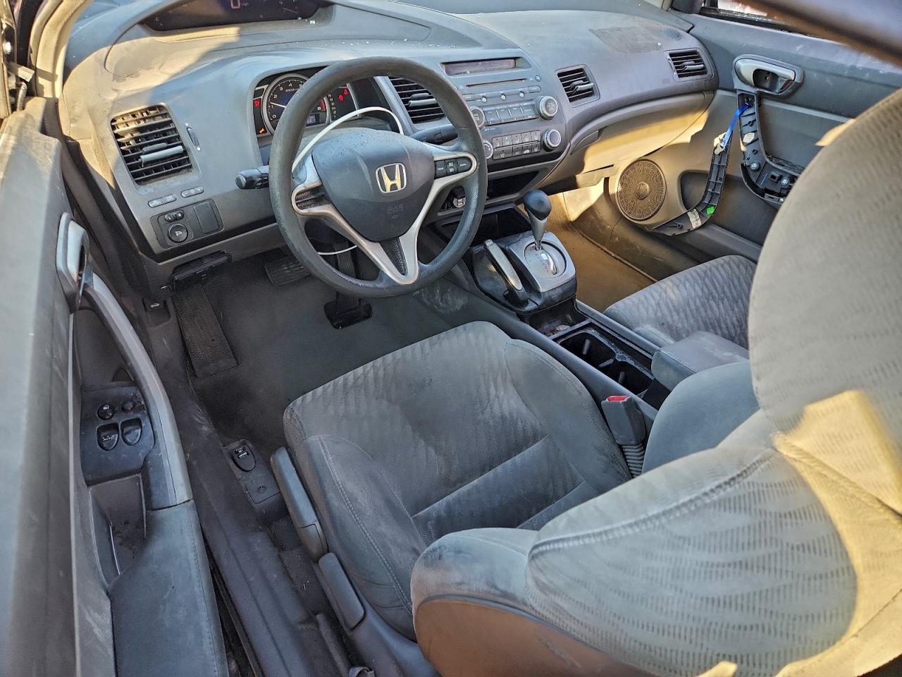 Honda Civic Lx Image 2