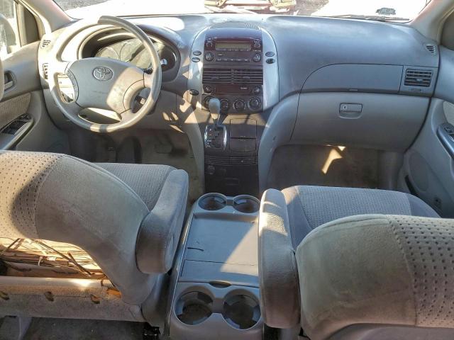 Toyota Sienna Ce Image 6