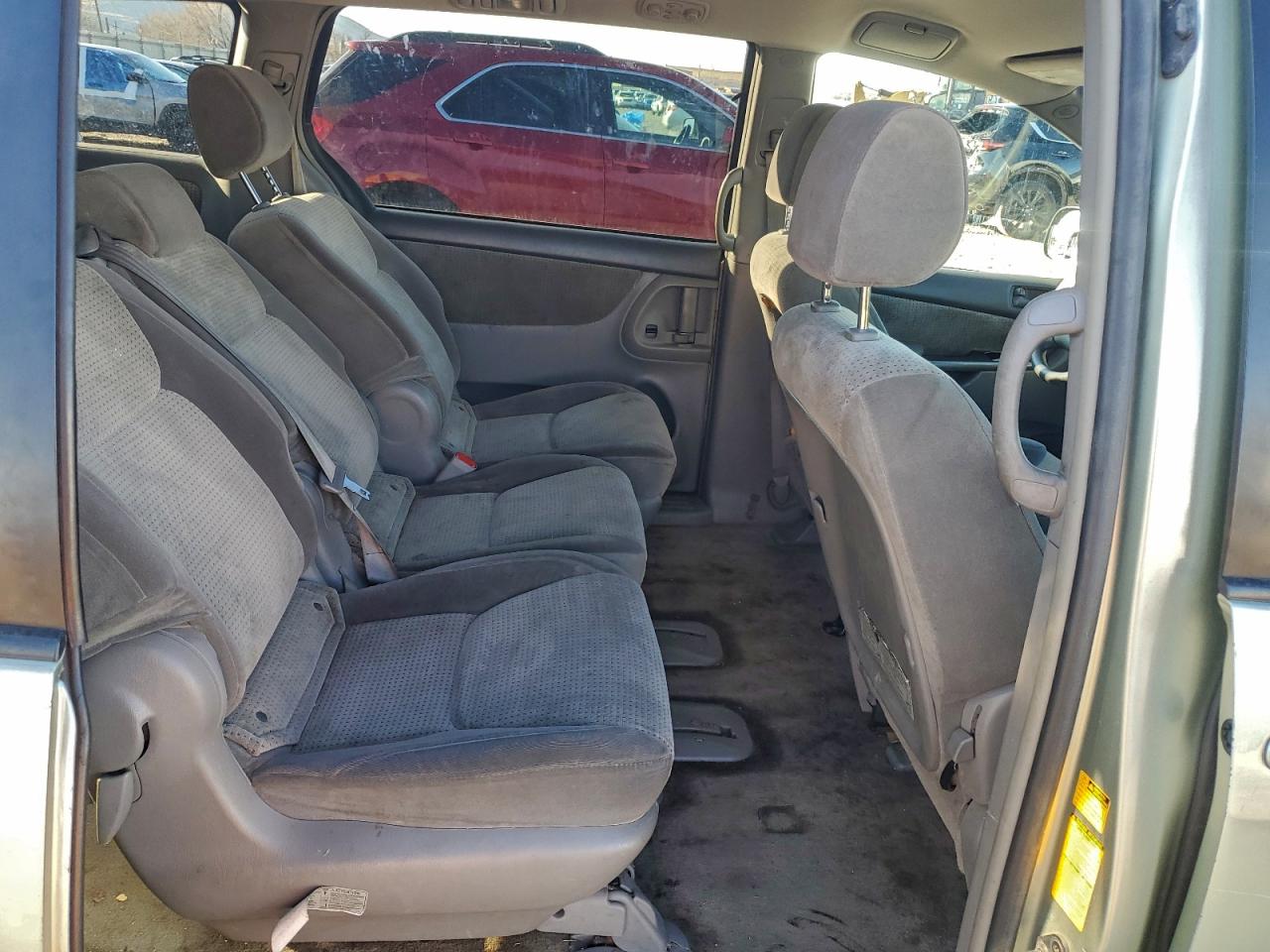 Toyota Sienna Ce Image 13