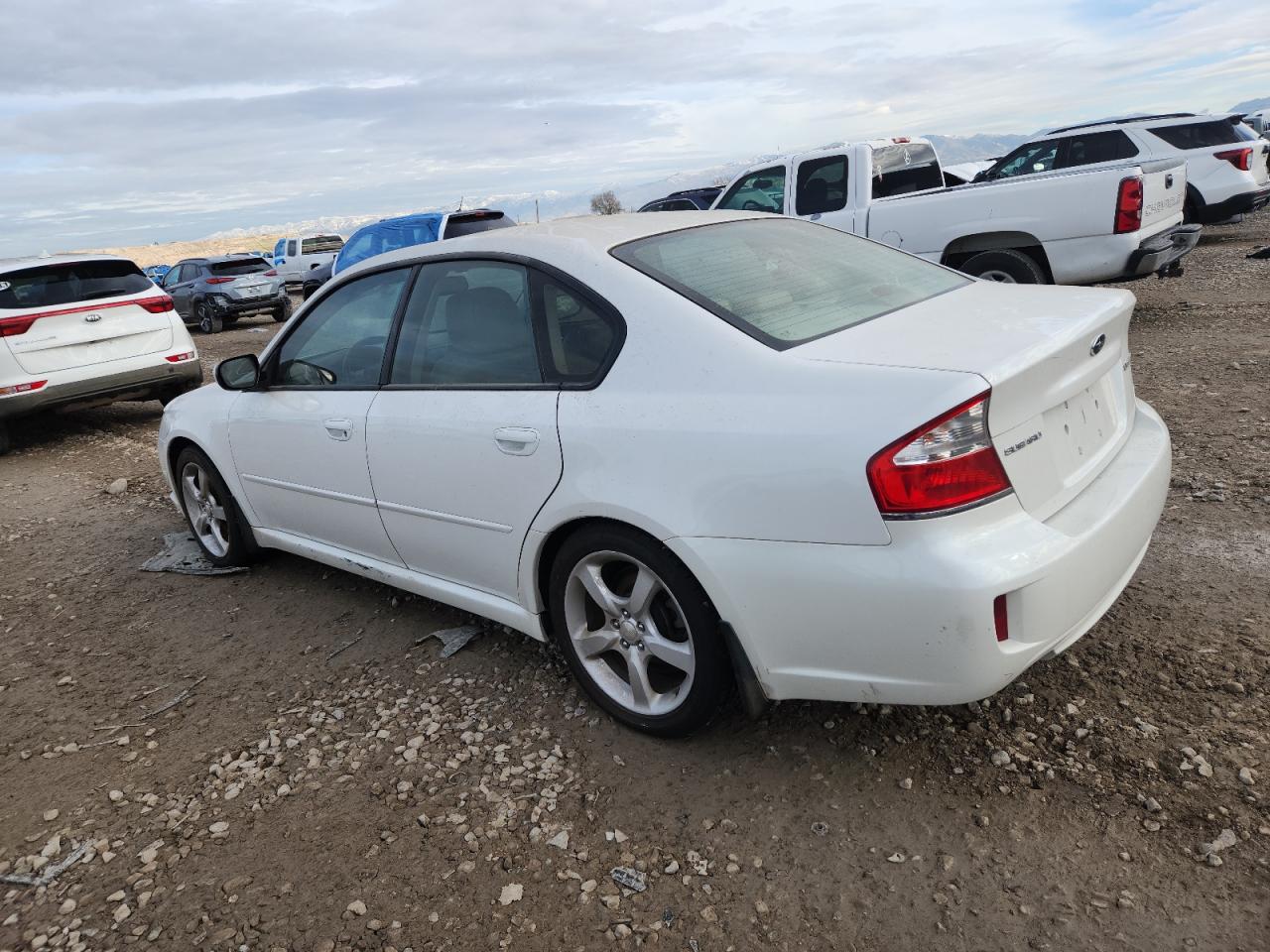 Subaru Legacy 2.5i Limited Image 2