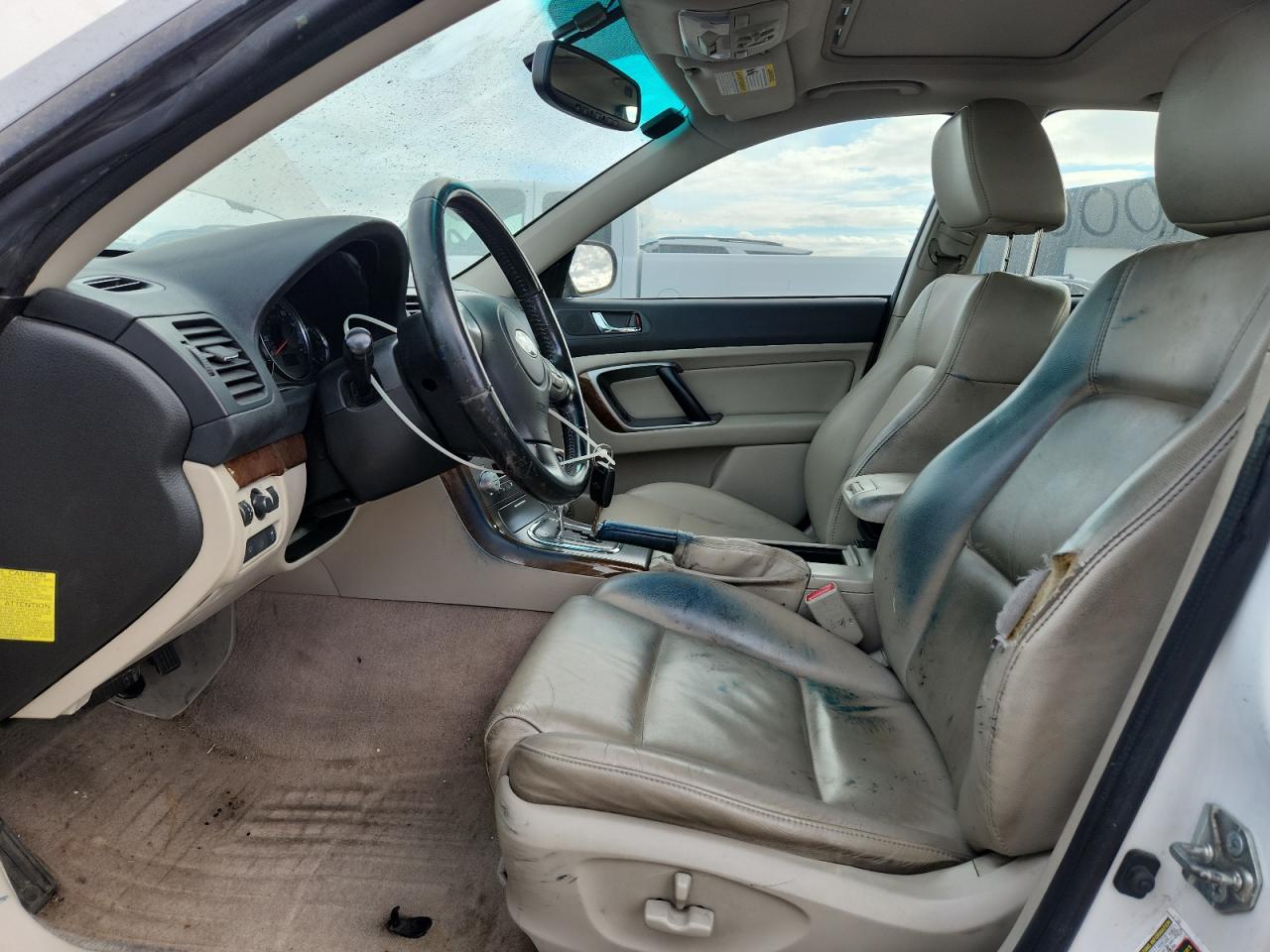 Subaru Legacy 2.5i Limited Image 5