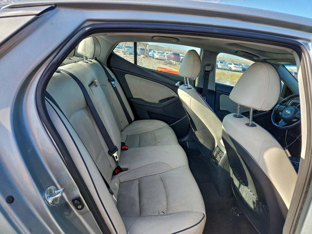 Kia Optima Hybrid Image 4