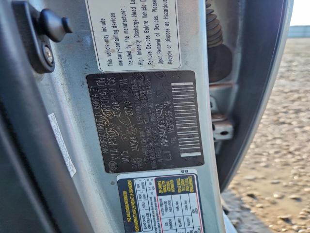 Kia Optima Hybrid Image 3