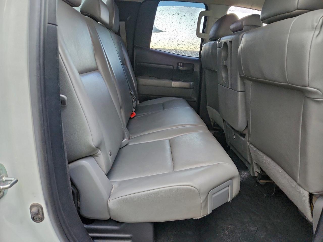 Toyota Tundra Double Cab Sr5 Image 12