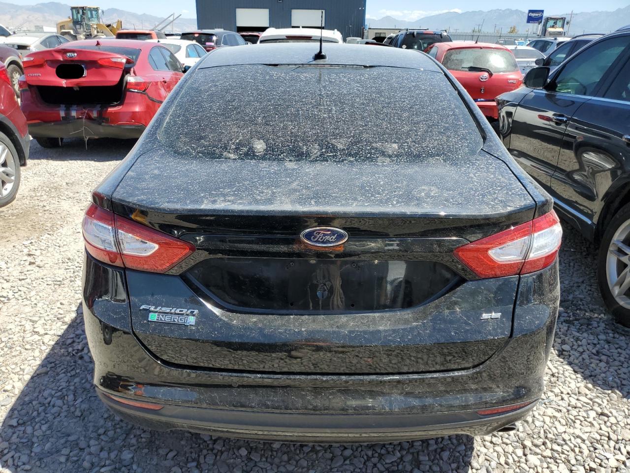 Ford Fusion Se Phev Image 7