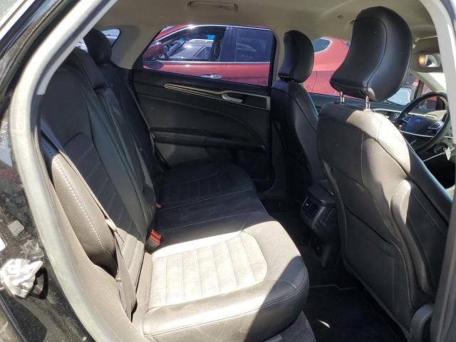 Ford Fusion Se Phev Image 4