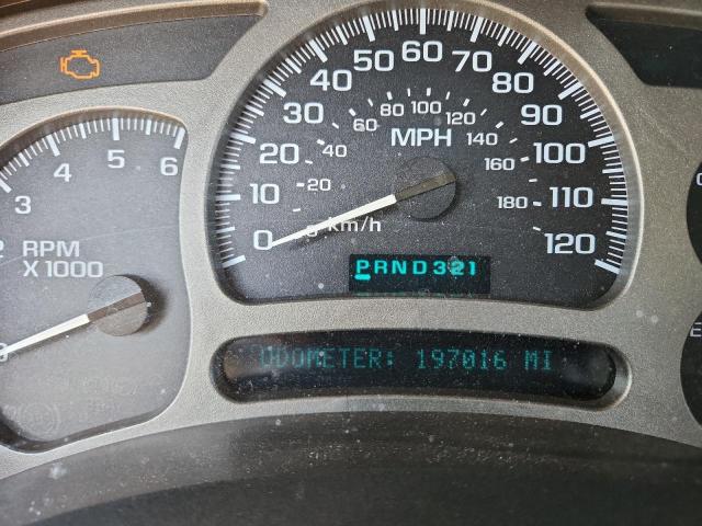 GMC Yukon Denali Image 4