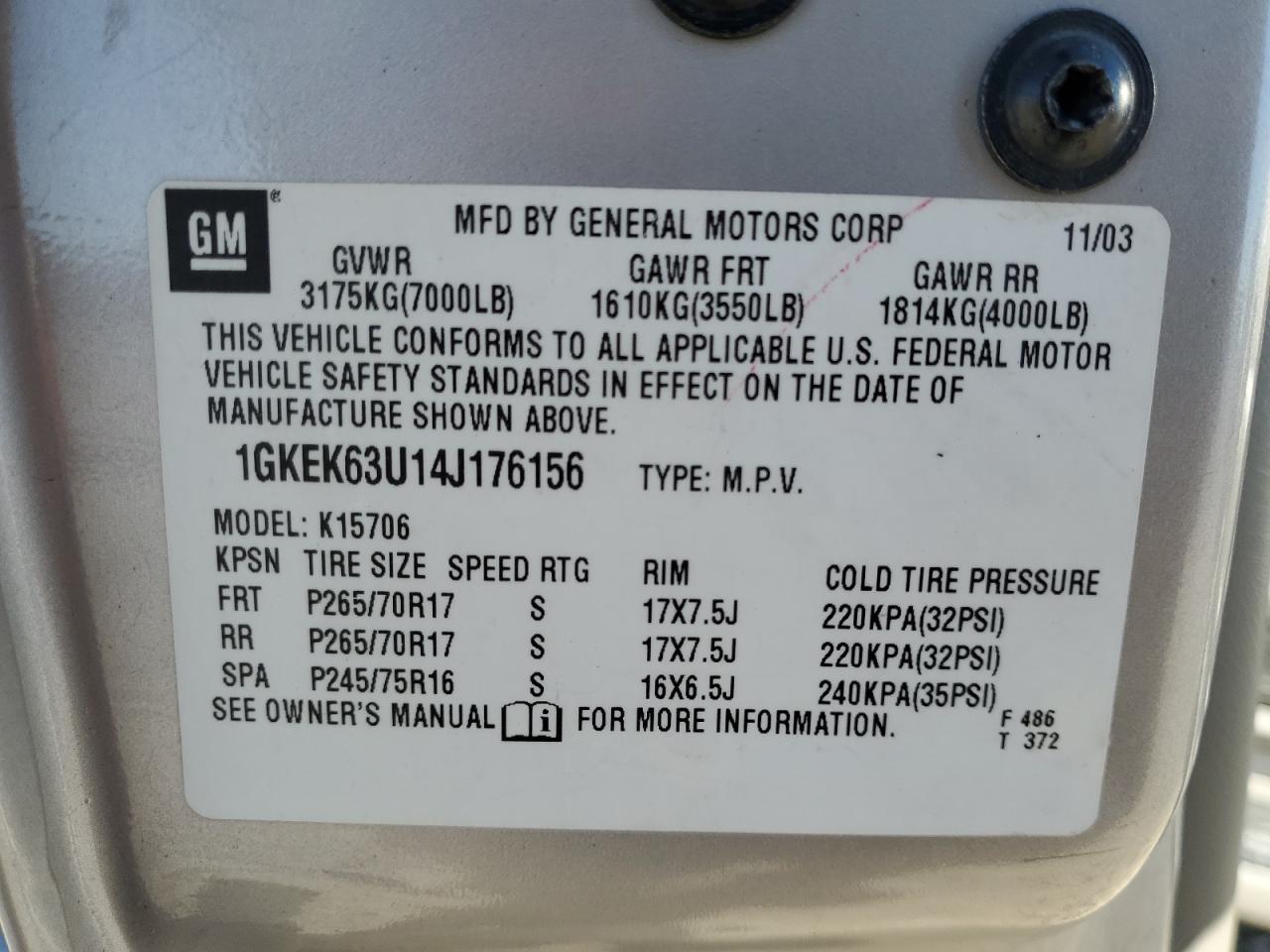 GMC Yukon Denali Image 9