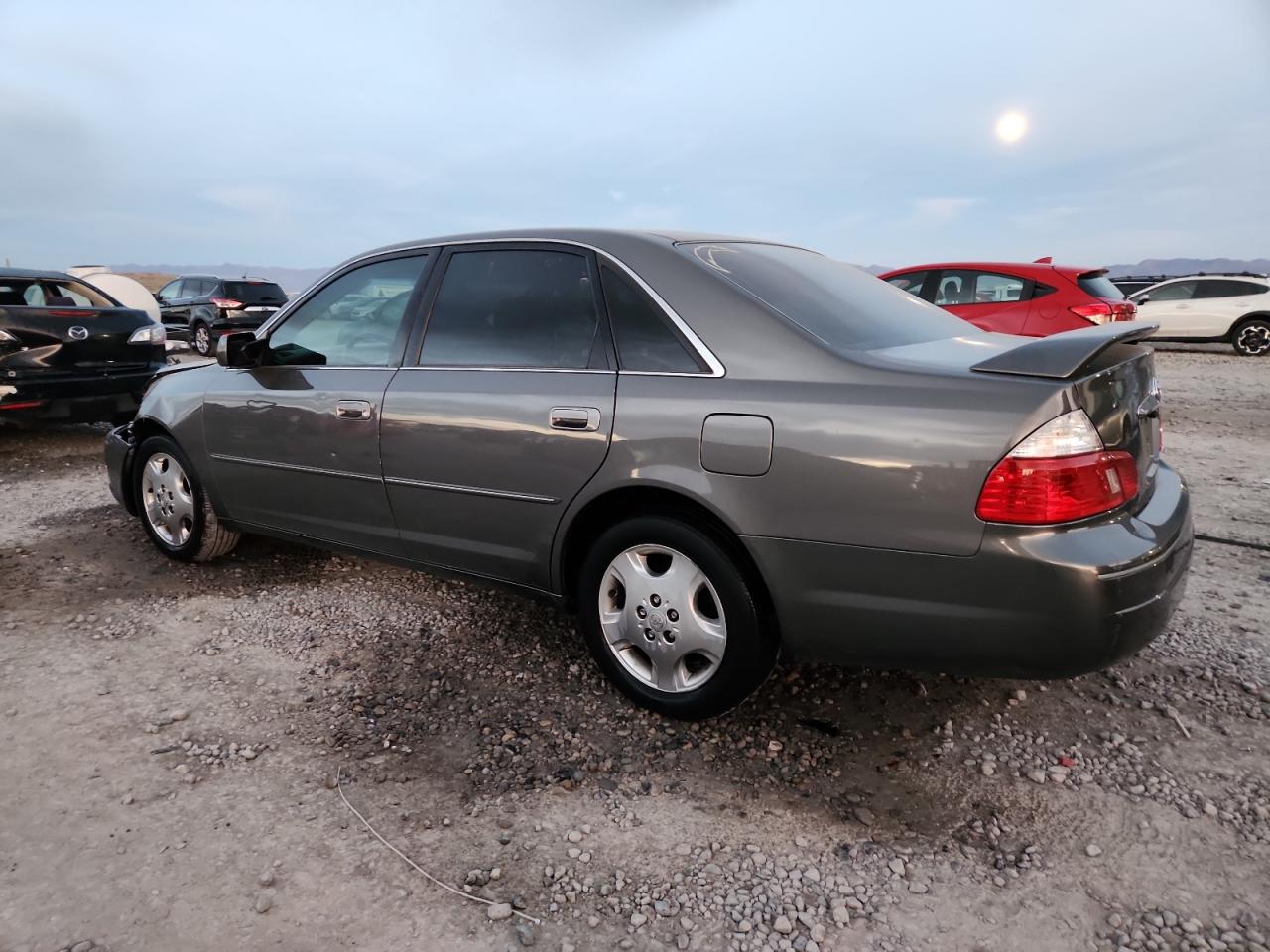 Toyota Avalon Xl Image 5