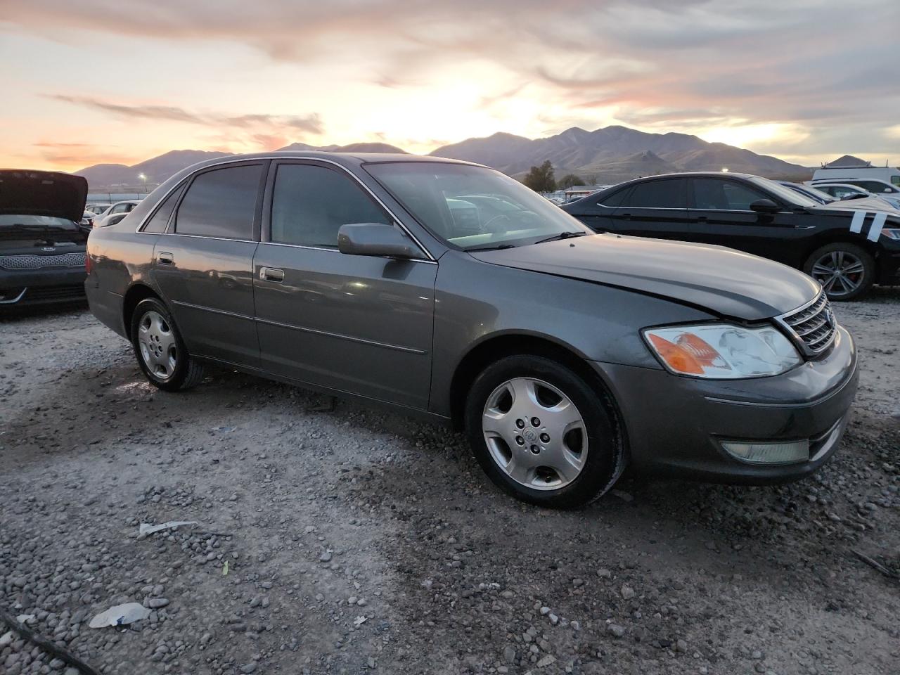 Toyota Avalon Xl Image 7