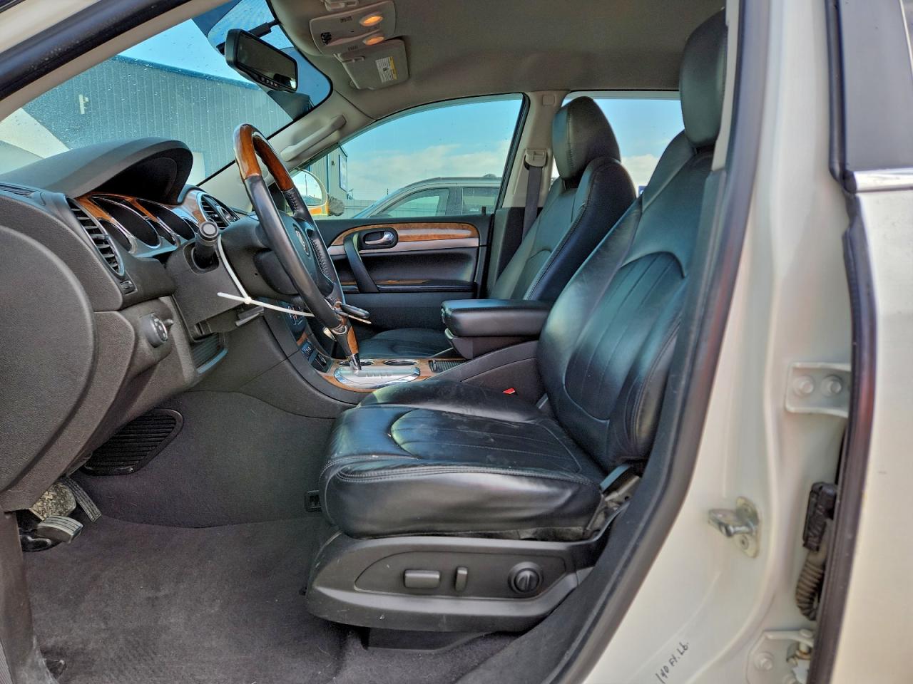 Buick Enclave Cxl Image 4