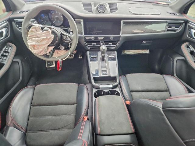 Porsche Macan Gts Image 7