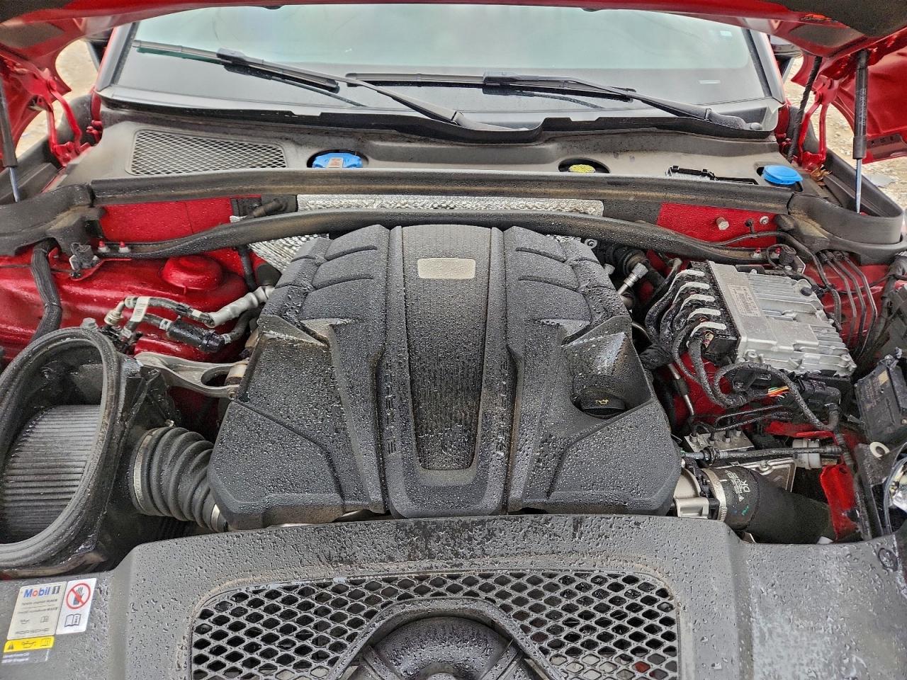 Porsche Macan Gts Image 10