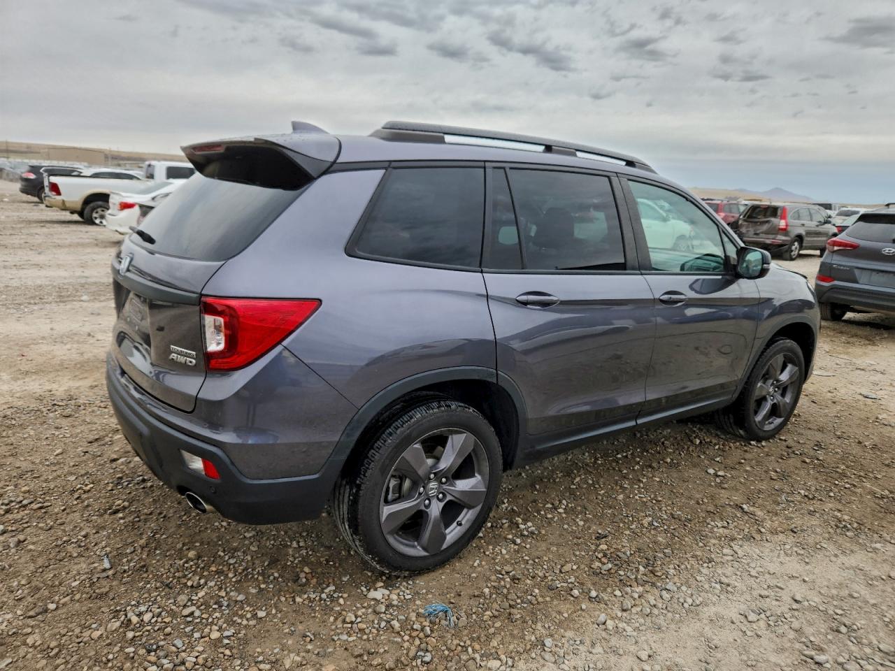 Honda Passport Touring Image 6