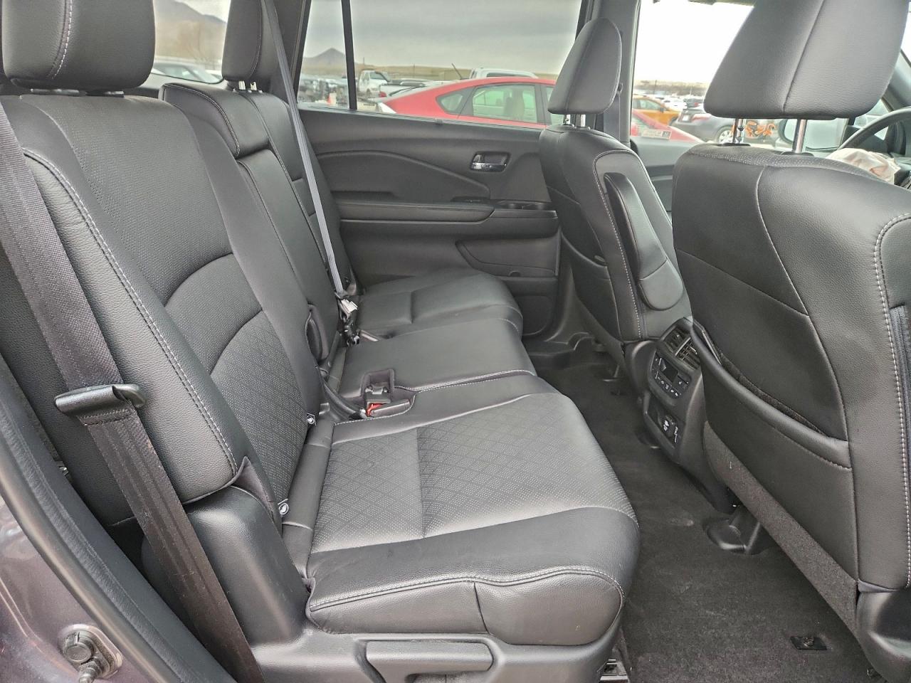 Honda Passport Touring Image 11