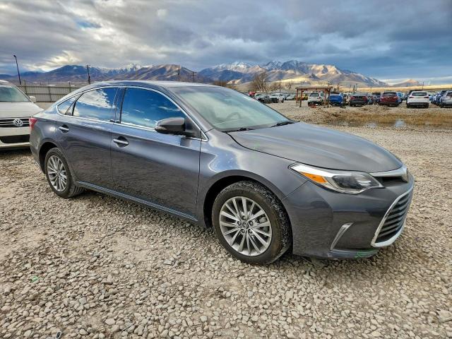 Toyota Avalon Xle Image 11