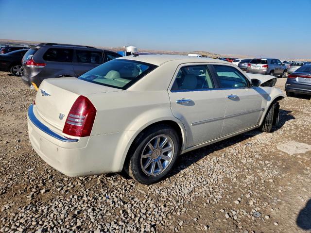 Chrysler 300 Image 2