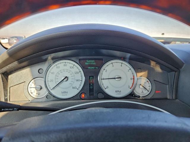 Chrysler 300 Image 4