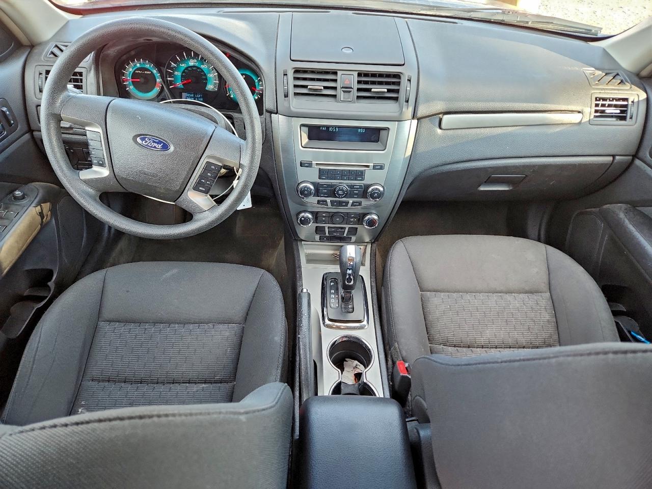 Ford Fusion Se Image 6