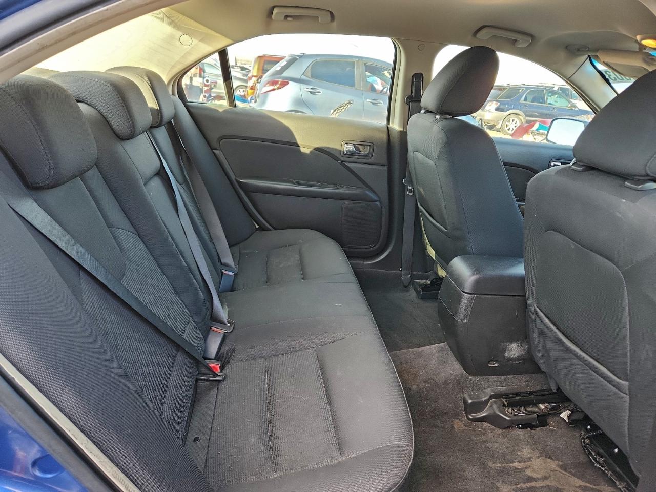 Ford Fusion Se Image 10