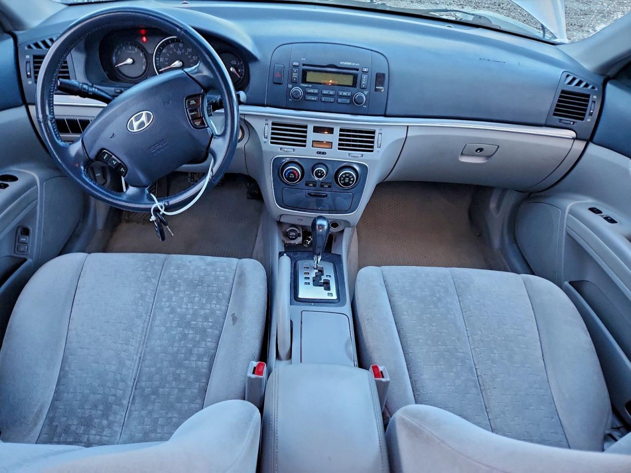 Hyundai SONATA Gls Image 11