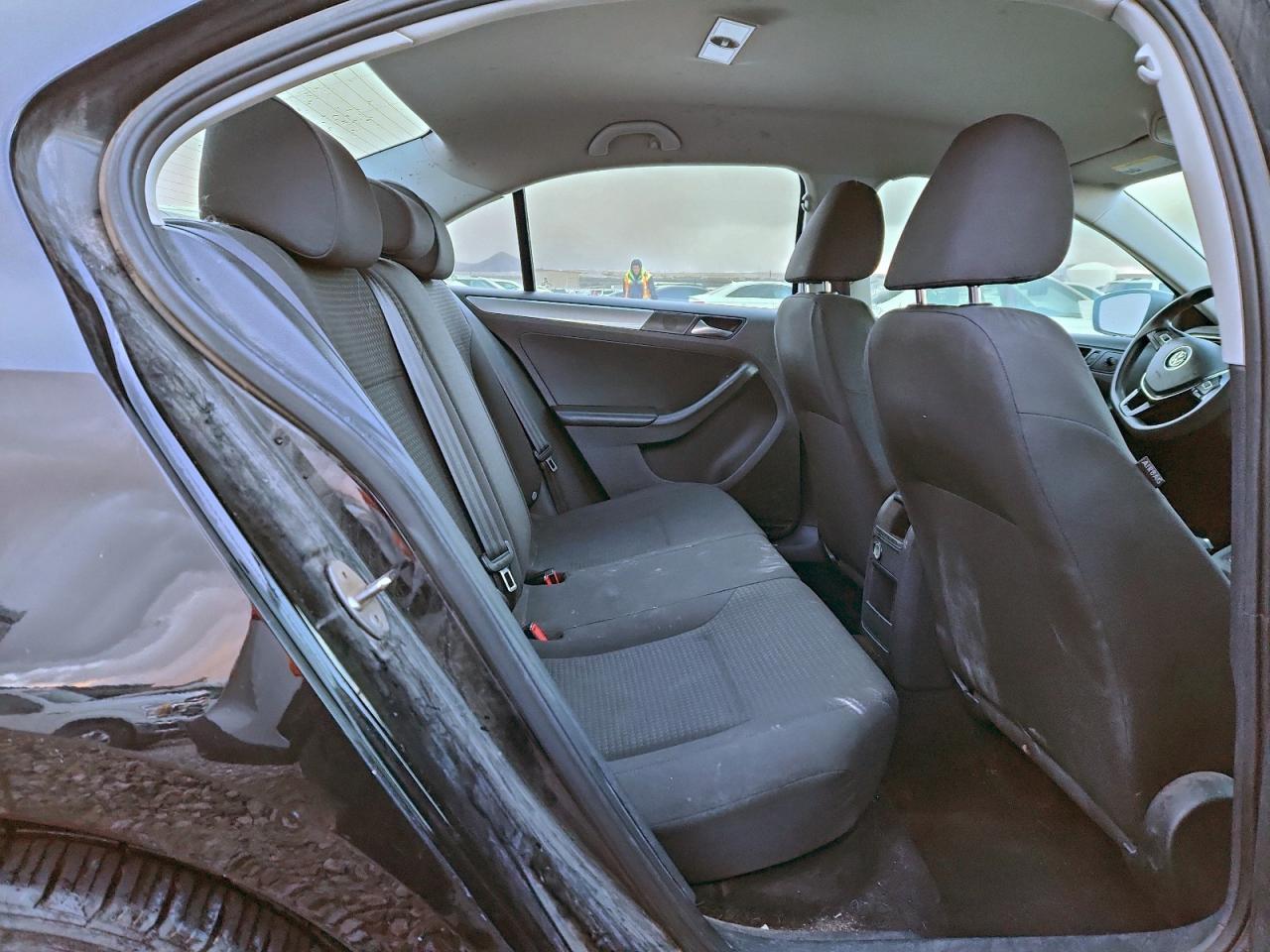 Volkswagen Jetta Se Image 10