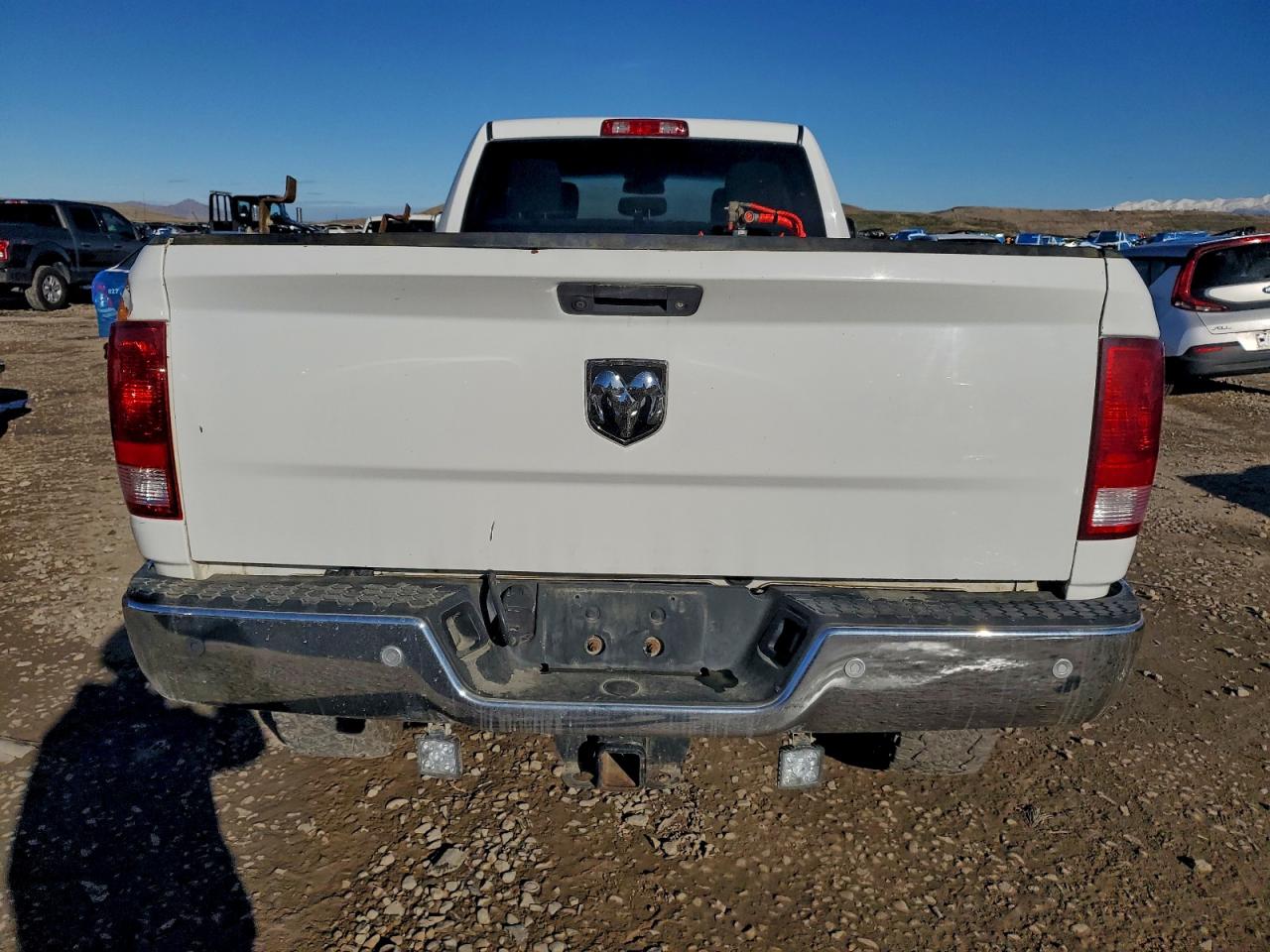 Ram 2500 St Image 10