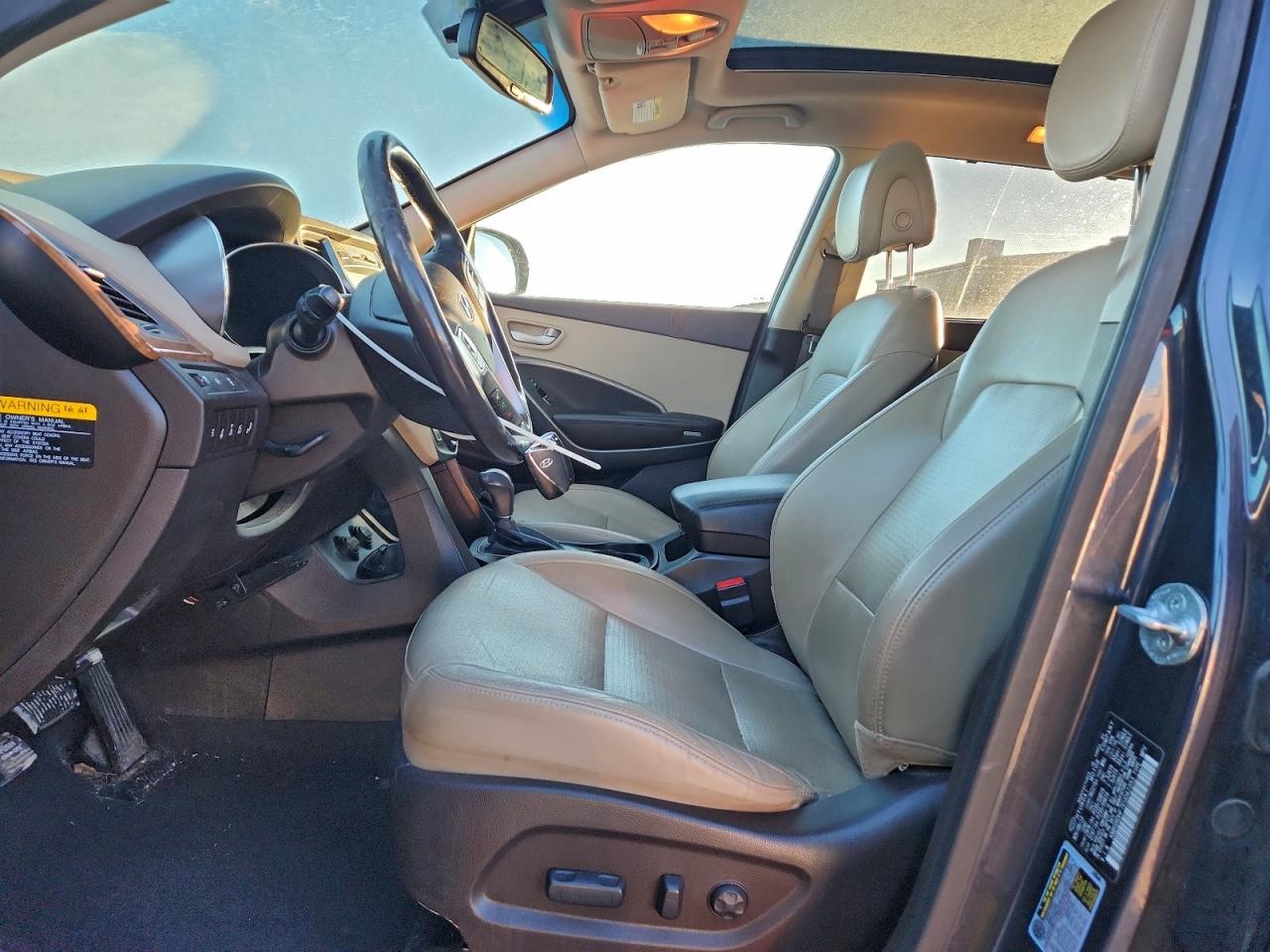 Hyundai SANTA FE Gls Image 9