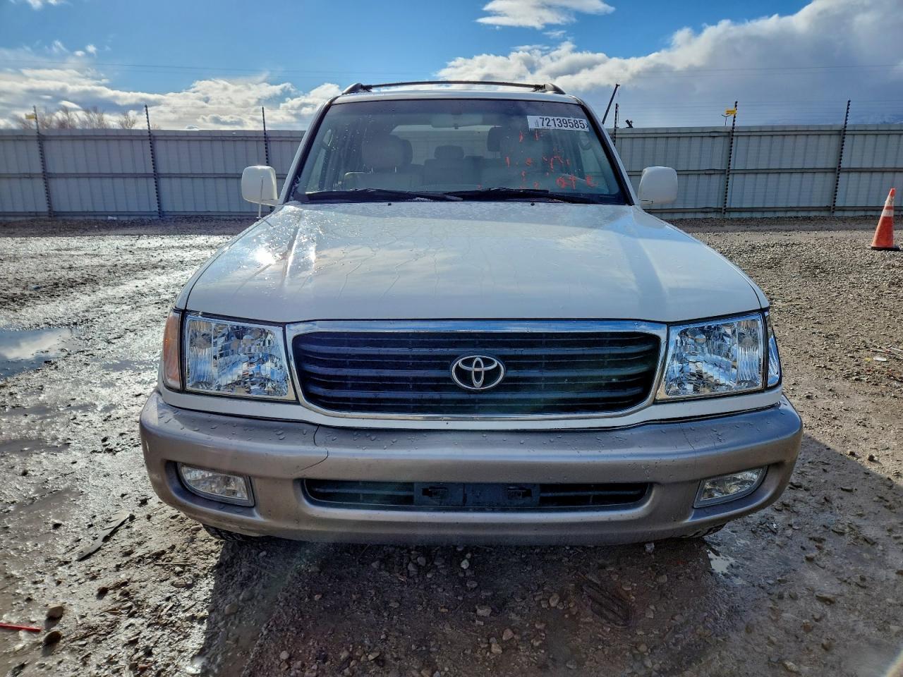 Toyota Land Cruis Image 3