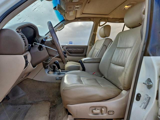 Toyota Land Cruis Image 12