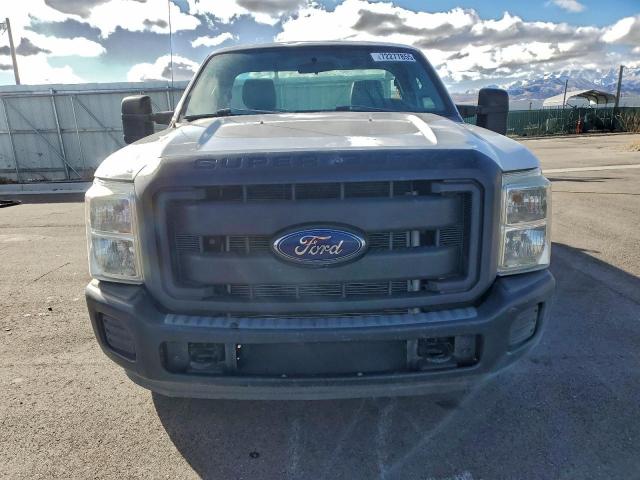 Ford F-250 Super Duty Image 6