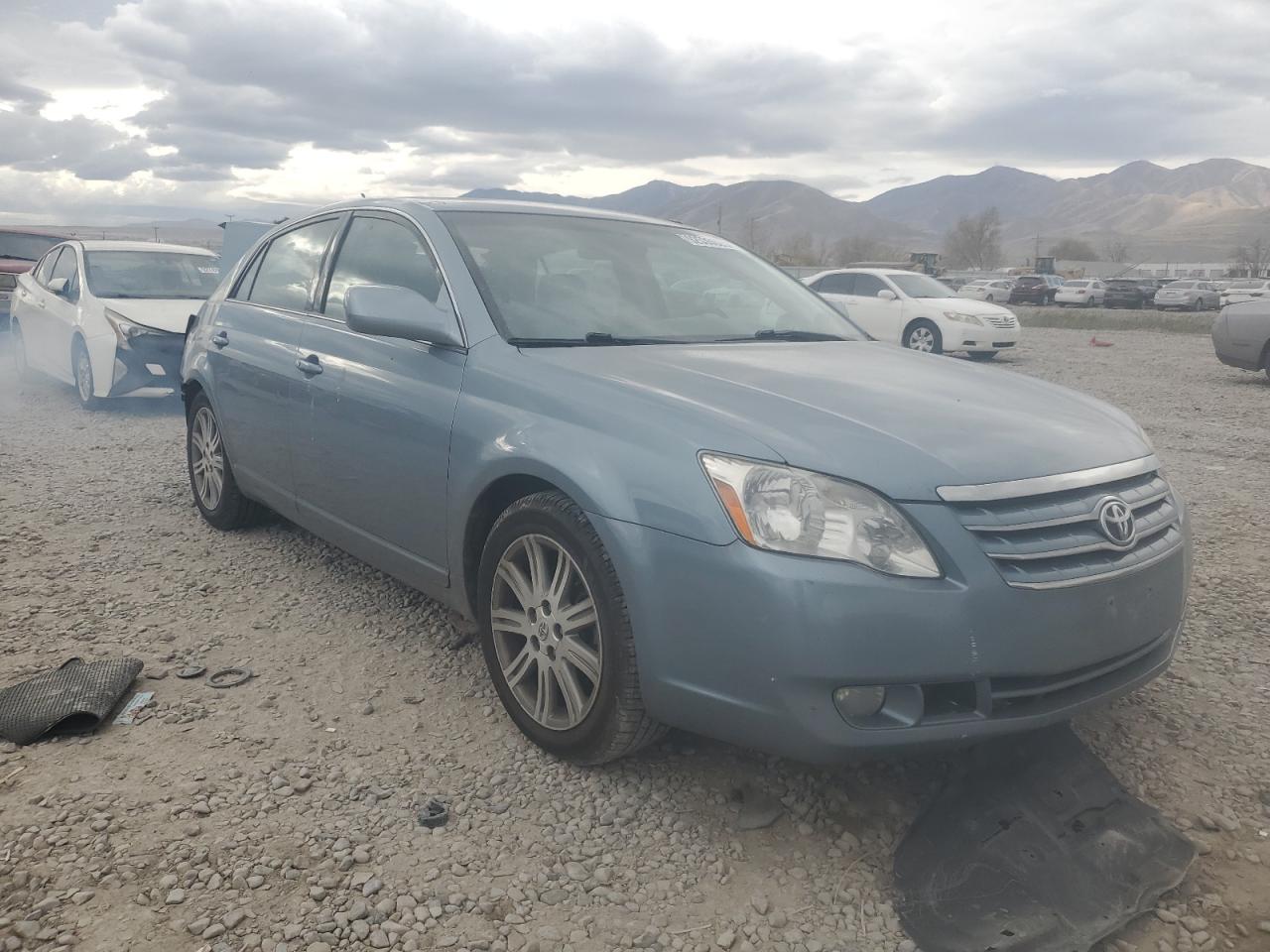 Toyota Avalon Xl Image 5