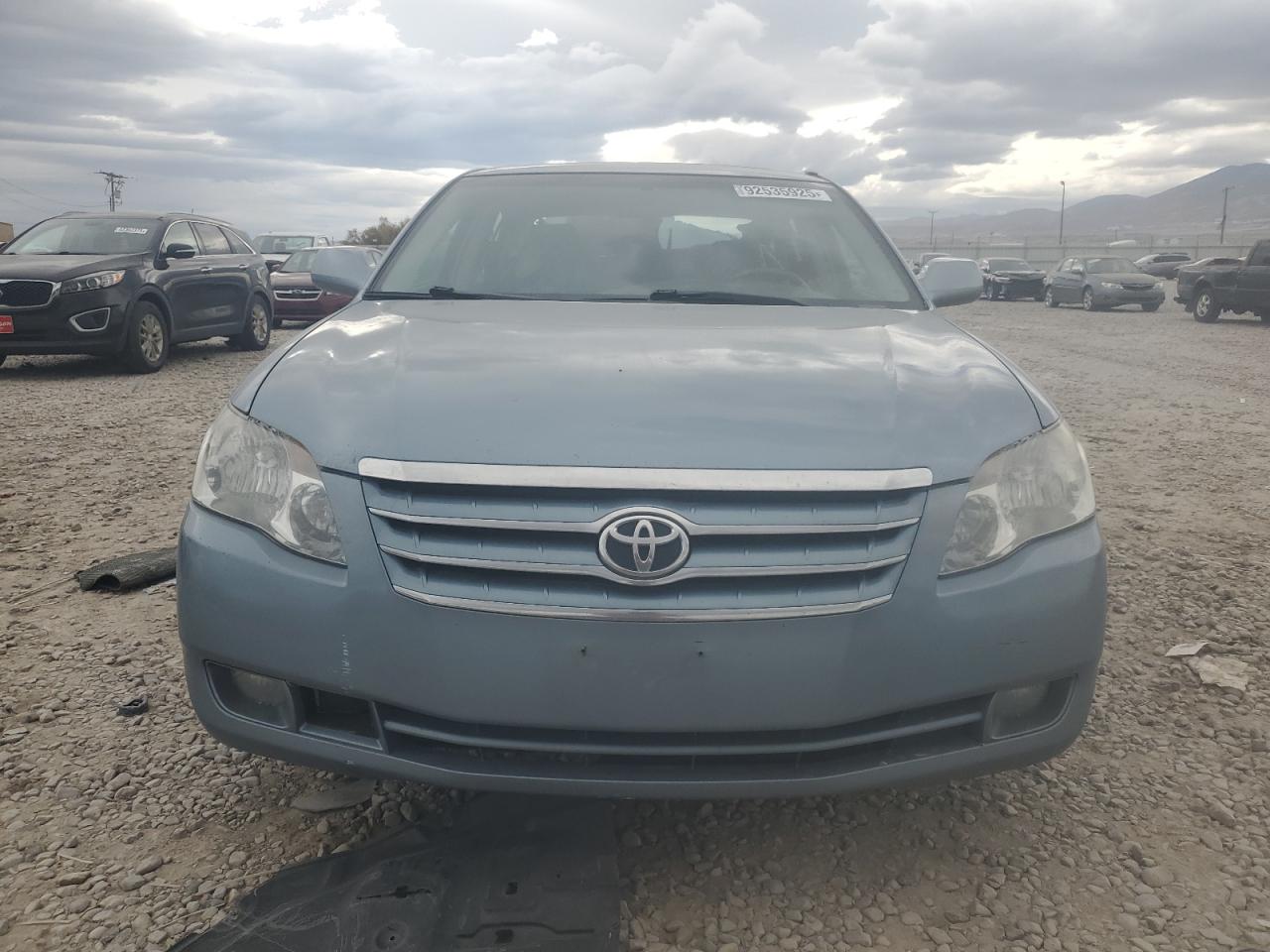 Toyota Avalon Xl Image 8