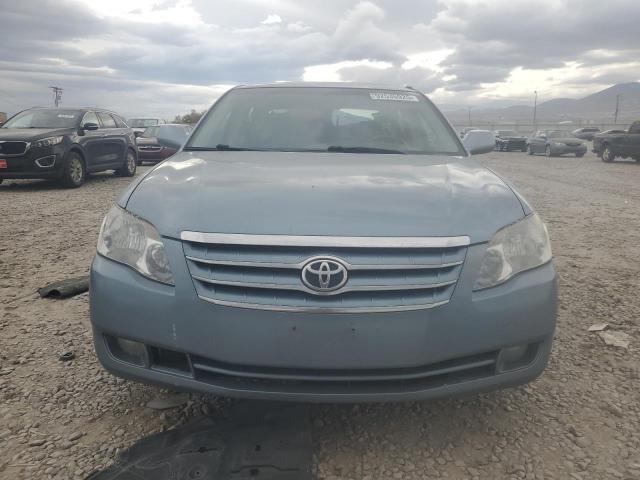 Toyota Avalon Xl Image 8