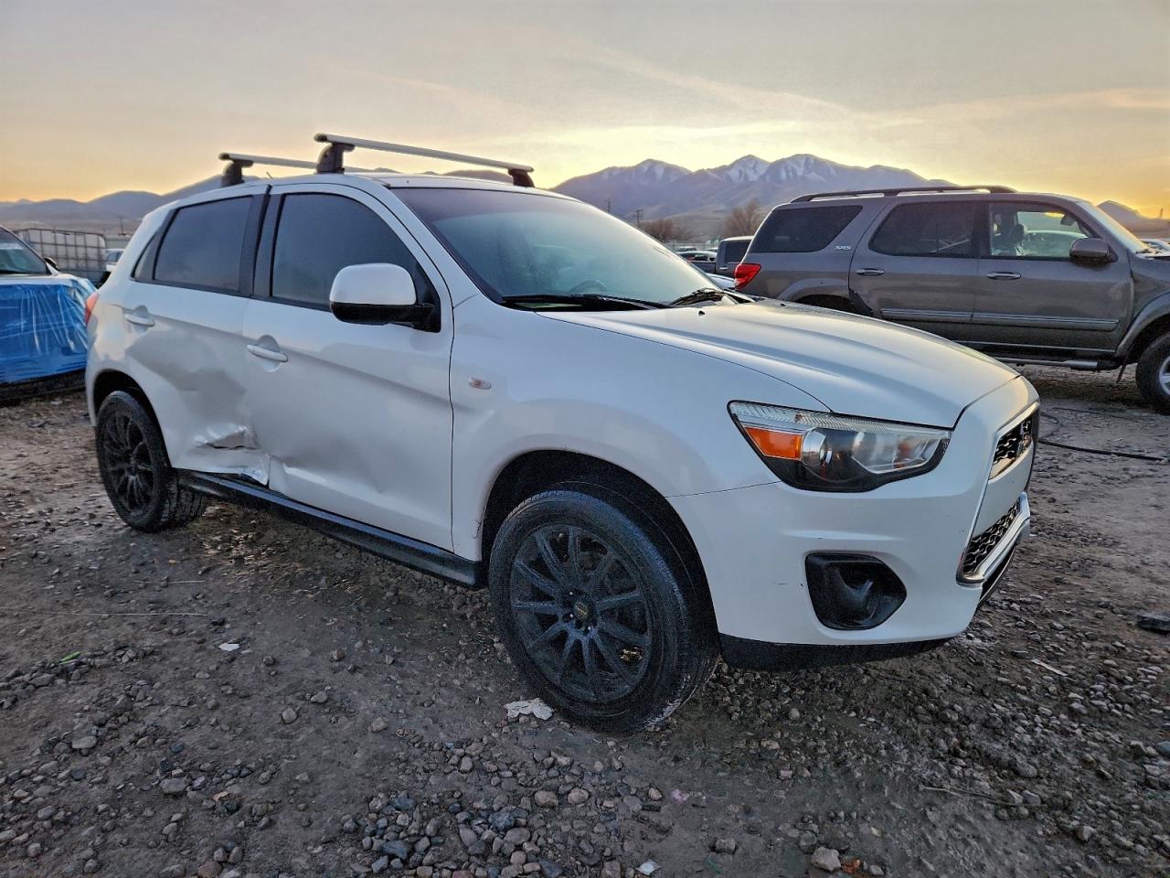 Mitsubishi Outlander Es Image 7