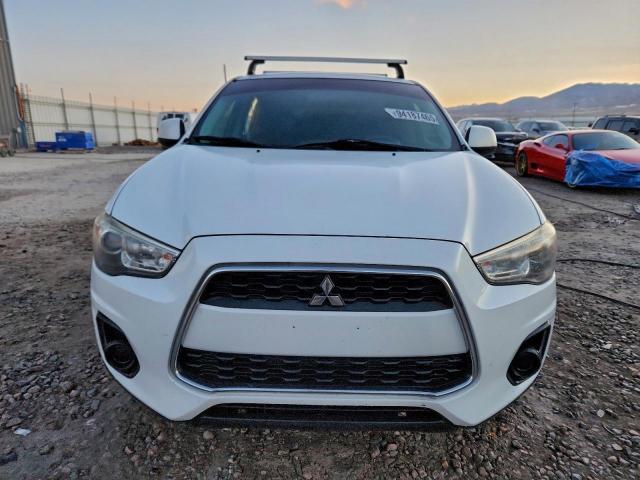 Mitsubishi Outlander Es Image 4