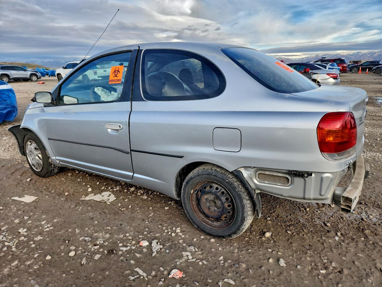 Toyota ECHO Image 2