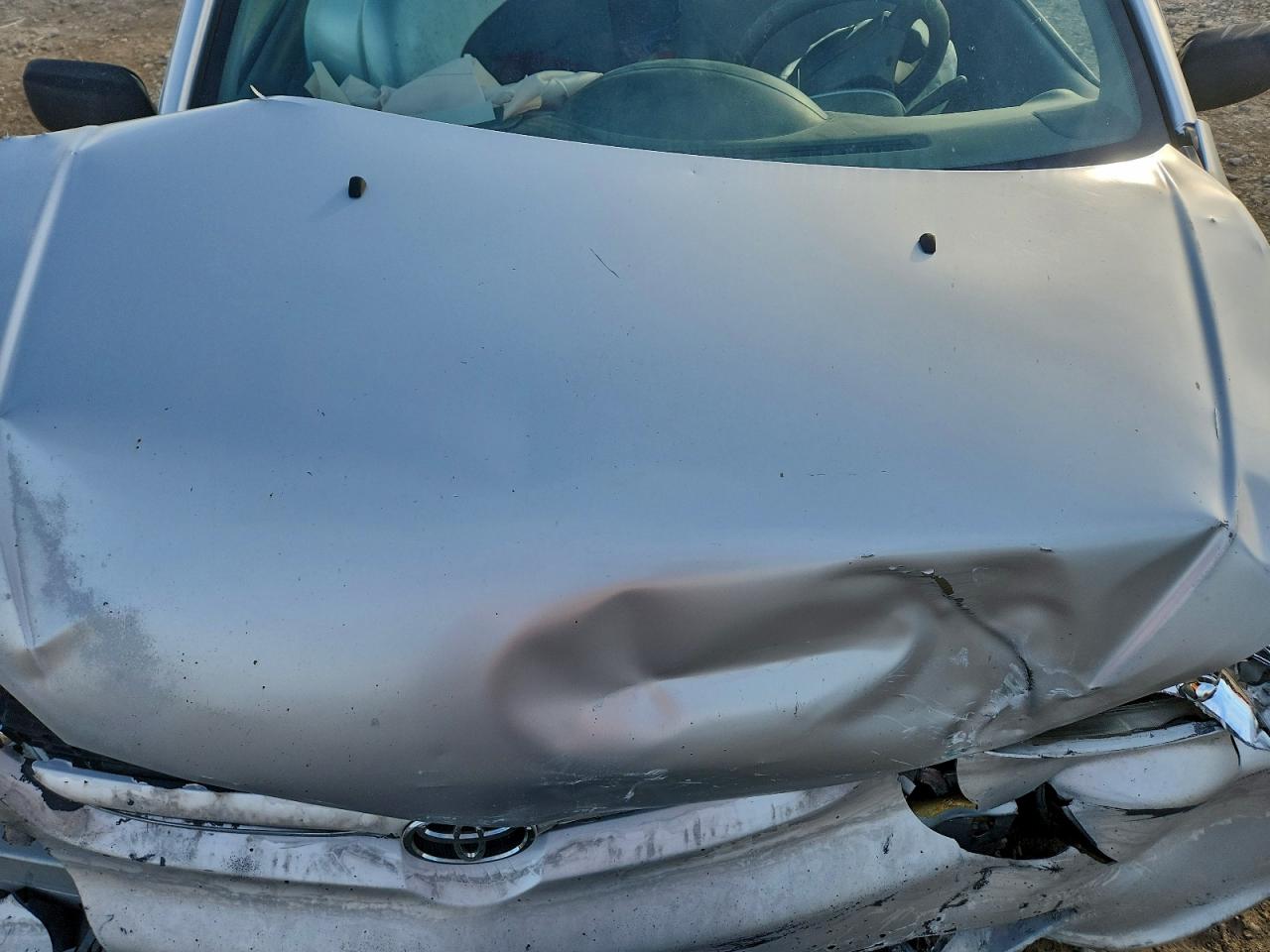 Toyota ECHO Image 10