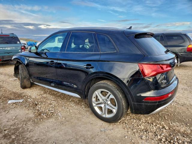 Audi Q5 Premium Image 2